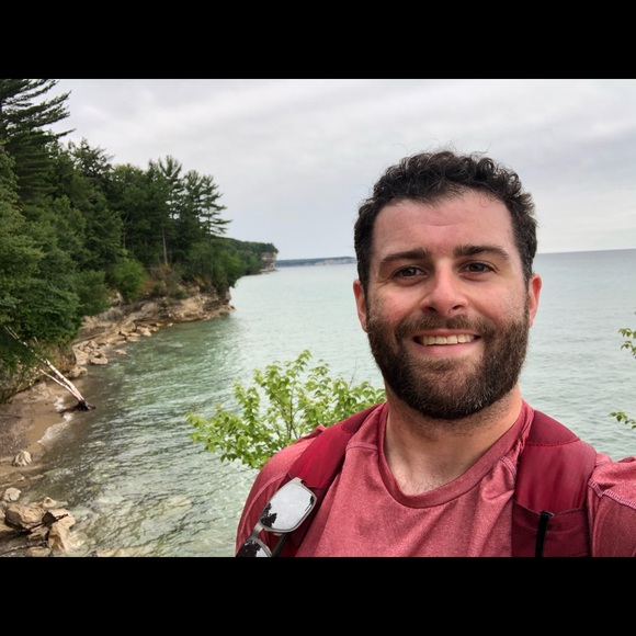 Profile Picture of Philip Schultz (@prschultz9) on Poshmark