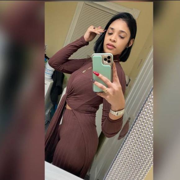 Profile Picture of Leidy Ramos (@laflakita1709) on Poshmark