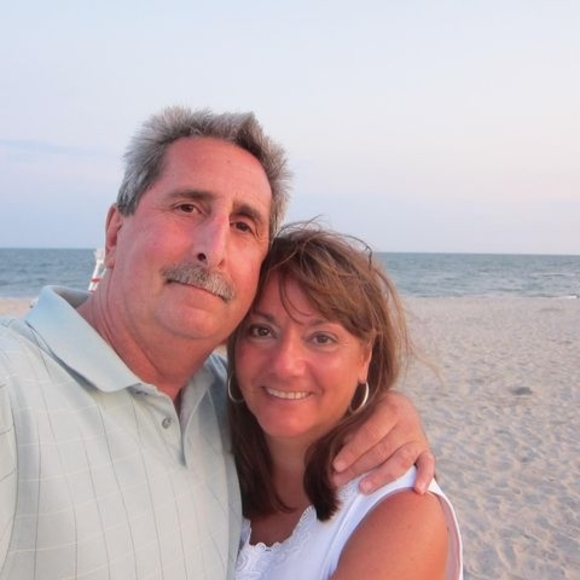 Jim Emaus - Poshmark Profile Picture of Jim Emaus (@jemaus1) on Poshmark