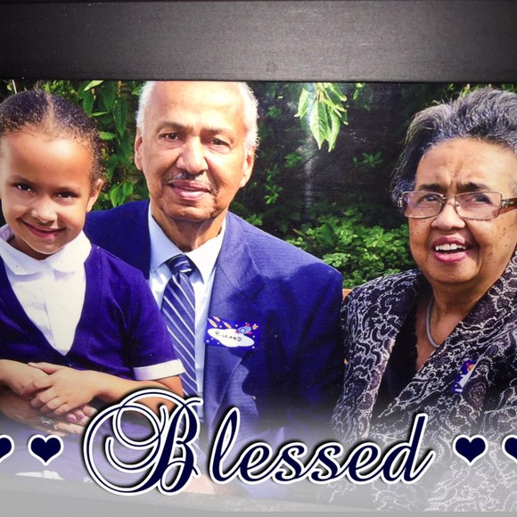 Profile Picture of Juliet Blackenberry (@blknbry4) on Poshmark