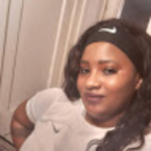 Profile Picture of Deantranee Fecko (@teamfecko) on Poshmark