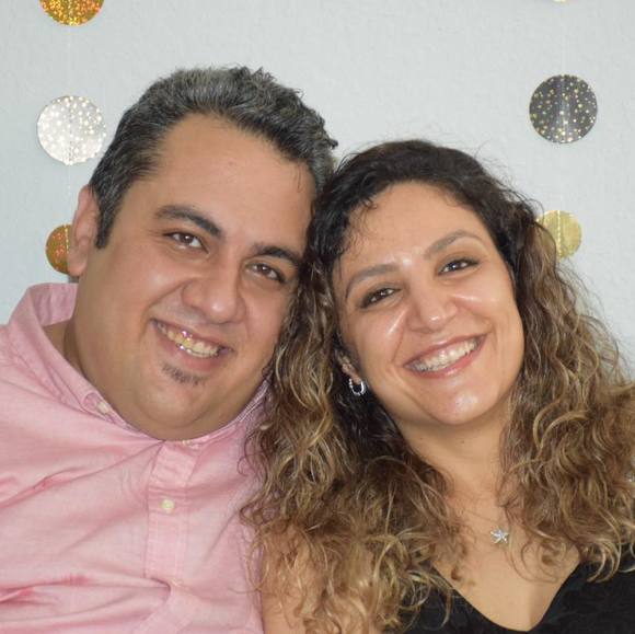 Profile Picture of Koroush va Nafiseh (@koroushtela) on Poshmark