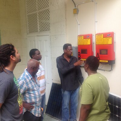 Profile Picture of William Hinds (@caribbeanret) on Twitter