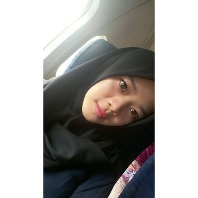 Profile Picture of Eka Mayang Putri (@ekaamp) on Twitter