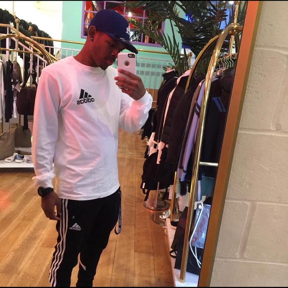 Profile Picture of Rob Reigner (@robreigner) on Poshmark