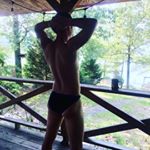 Profile Picture of Aaron Royston (@tastefully_aaron) on Instagram