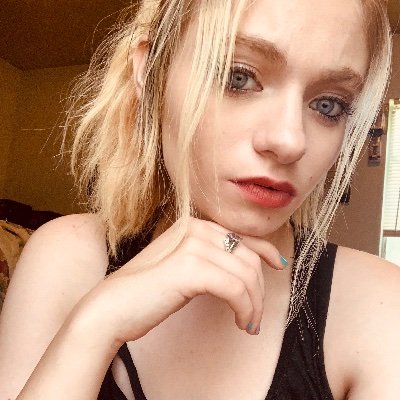 Profile Picture of Cindy June Layman (@cindyjune2000) on Twitter