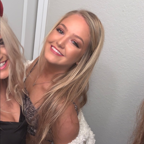 Profile Picture of Erika Krull (@erikakrull) on Poshmark