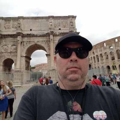 Profile Picture of Eric Hodgson (@lionsfanUT) on Twitter