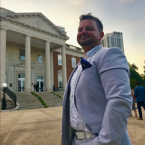 Profile Picture of Andrew Poole (@poole2433) on Poshmark