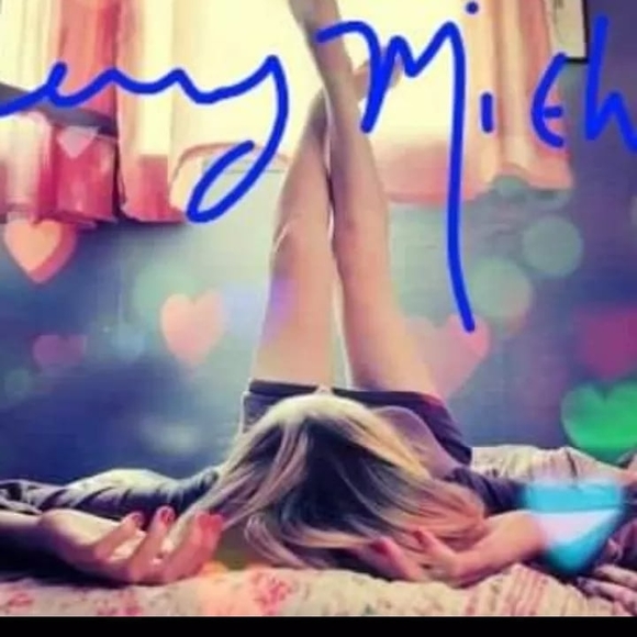 Profile Picture of Terry Michelle (@terry_michelle) on Poshmark