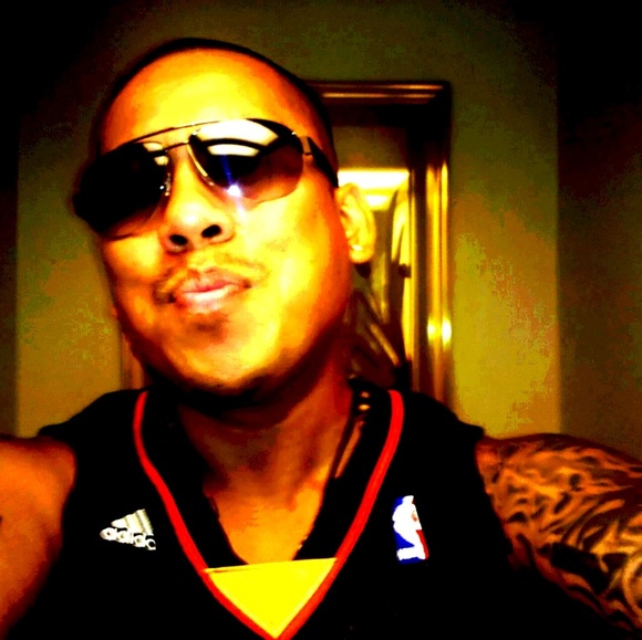 Profile Picture of Freddie Palacpac (@pacmeez77) on Poshmark