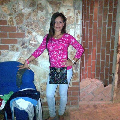 Profile Picture of Elizabeth Colmenares (@ruby20_ely) on Twitter