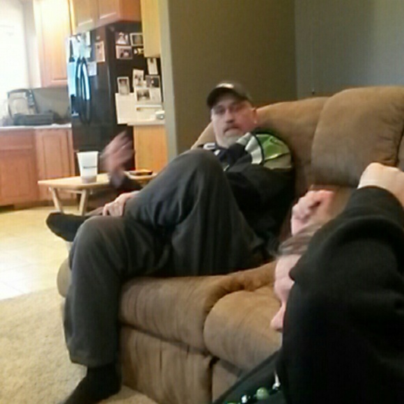 Profile Picture of Stephanie Schneider (@looneybooney) on Poshmark