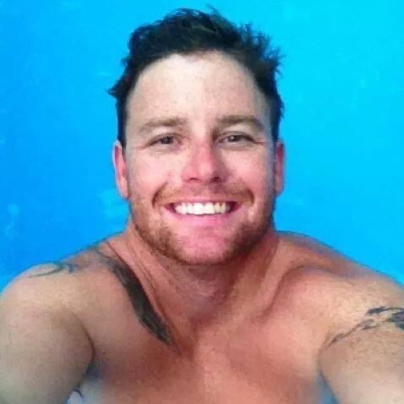 Profile Picture of Matthew Gwin (@mpgwin) on Poshmark