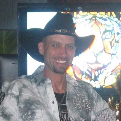 Profile Picture of Jarrad Harris (@JBoneXXL) on Twitter