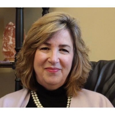 Profile Picture of Ann Haddock Ross (@AnnHRoss) on Twitter