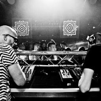 Profile Picture of Sam Sung & Ken Wood (@SamSungKenWood) on Twitter