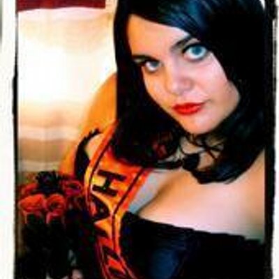 Profile Picture of Julianna Russo (@gloomyBubby86) on Twitter