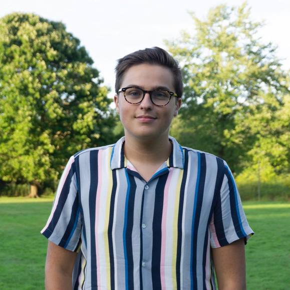 Profile Picture of Henry Chandonnet (@henrychandonnet) on Poshmark