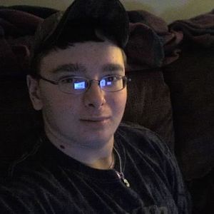 Profile Picture of Dylan Helton (@angiepooh4you93) on Myspace