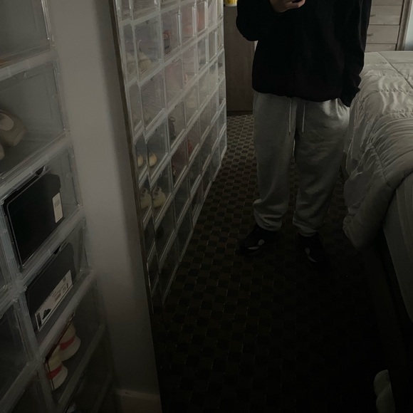 Profile Picture of Jedyaz Brown (@jedyaz) on Poshmark