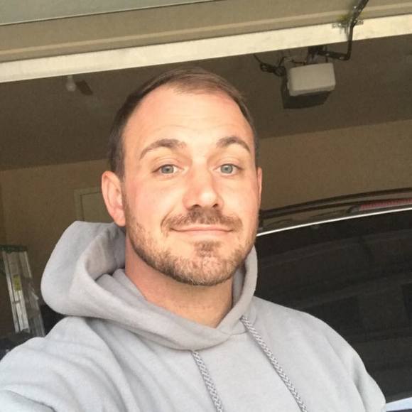 Profile Picture of Ben Claspell (@bclaspell) on Poshmark