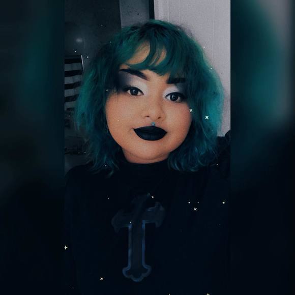 Profile Picture of Giselle Mendieta (@justpgiselle) on Poshmark