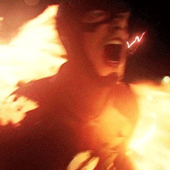 Profile Picture of Dinushan G (@dinushang) on Poshmark