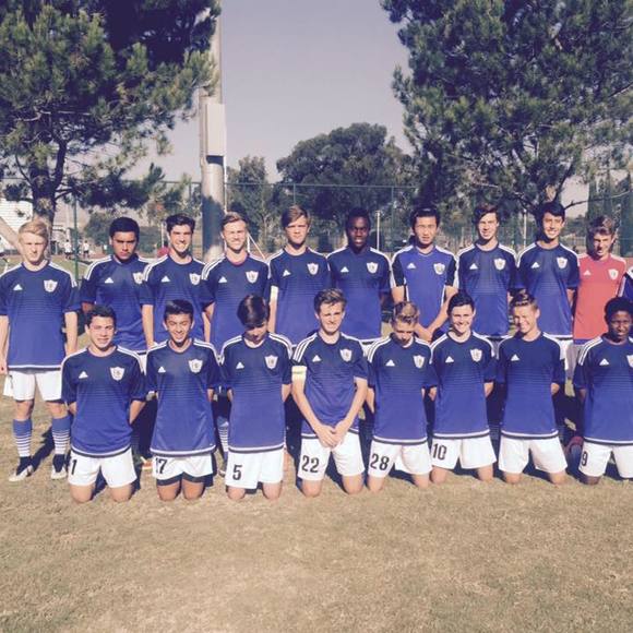 Profile Picture of Taylor Moyes (@taylormoyes11) on Poshmark