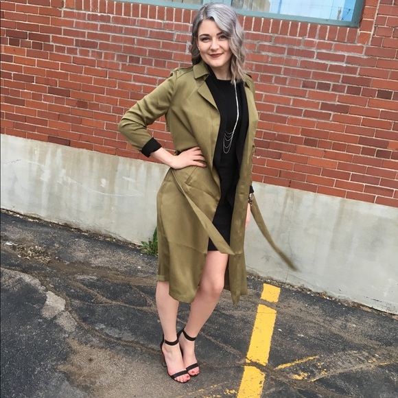 Profile Picture of Cali Hicks (@cali_hicks) on Poshmark