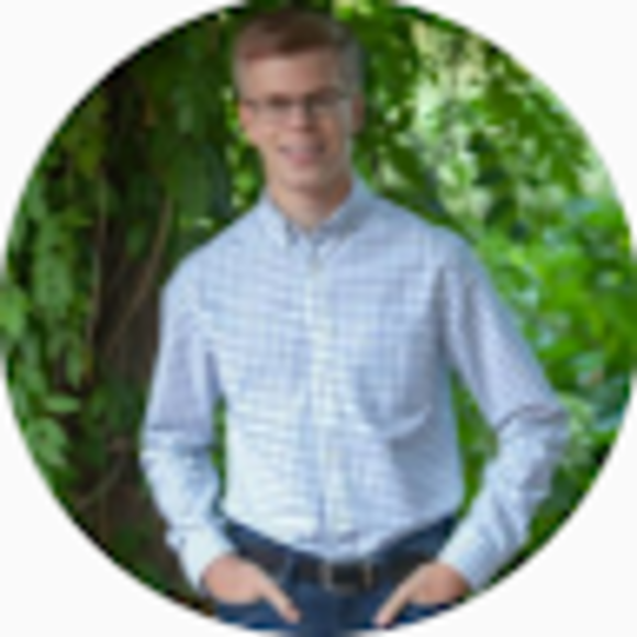 Profile Picture of David Swotek (@davidswotek) on Poshmark