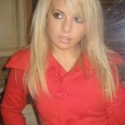 Profile Picture of Laurie Garrett (@lauriebieber391) on Twitter