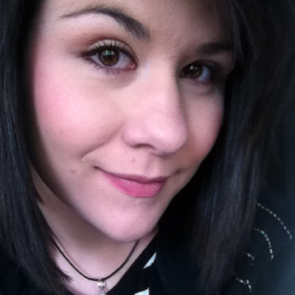 Profile Picture of Sophie Zirbel (@sophiejane) on Poshmark