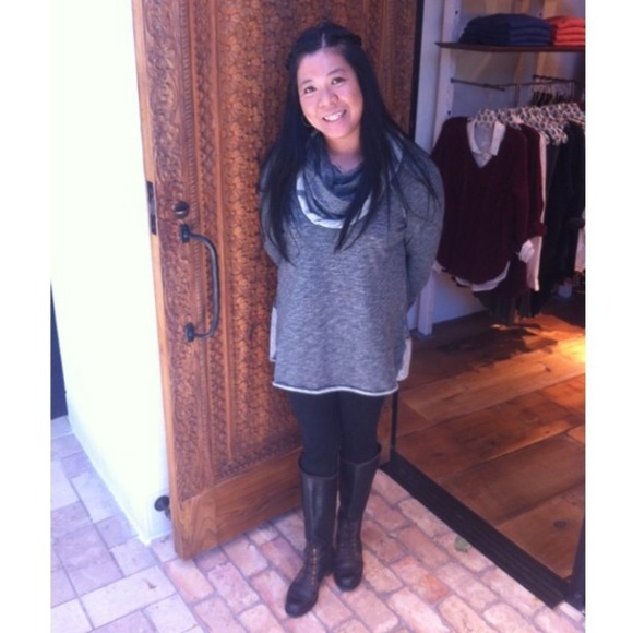 Profile Picture of Sharon Tan (@thetanfam) on Poshmark