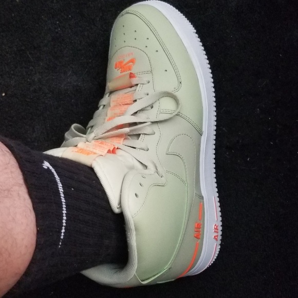 Profile Picture of Andrew Caballero (@andrewsc90) on Poshmark