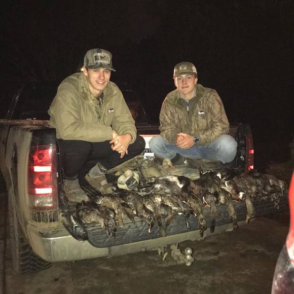 Profile Picture of Ben Whorton (@benwhorton21) on Poshmark