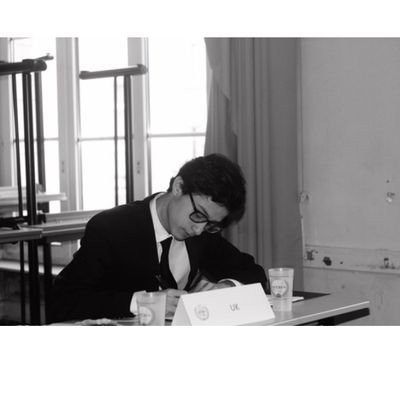 Profile Picture of Paulo (@UngPaul1) on Twitter