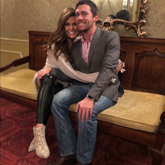 Profile Picture of Kelly Schriever (@13kschriever) on Poshmark