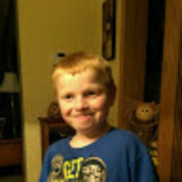 Profile Picture of Daniel Devine (@dandevine54) on Poshmark