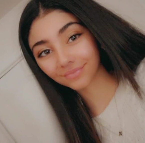 Profile Picture of Leen Samaan (@leen_samaan) on Poshmark