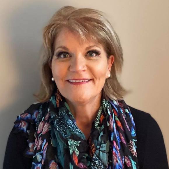 Profile Picture of Denise Daley (@ddaley62) on Poshmark