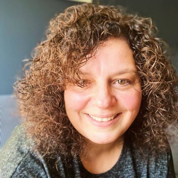 Profile Picture of Tracy Zammit (@trafay) on Poshmark