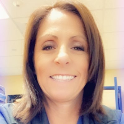 Profile Picture of Lynn Holcomb (@coachLynn11) on Twitter