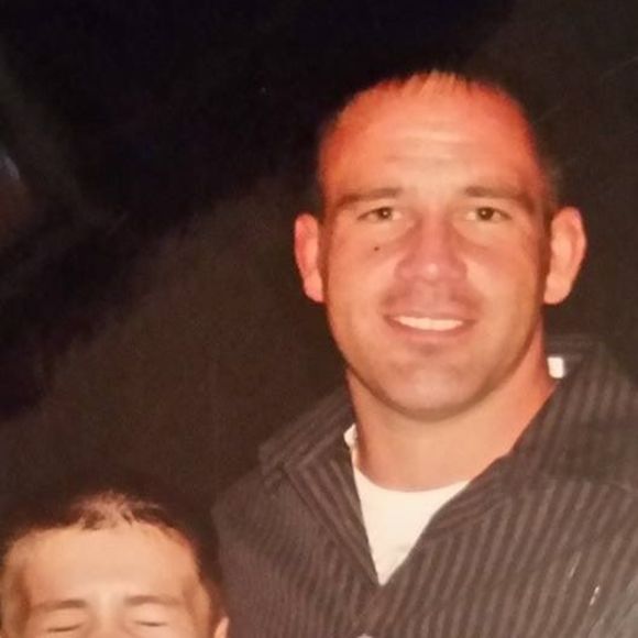 Profile Picture of Jerry Simpson (@jerrysimpson50) on Poshmark