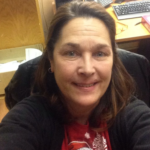 Sheila Eibes - Poshmark Profile Picture of Sheila Eibes (@seibes) on Poshmark