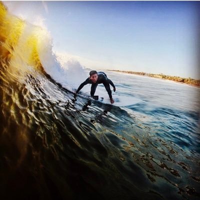 Profile Picture of Robert Carney (@robbyc18) on Twitter