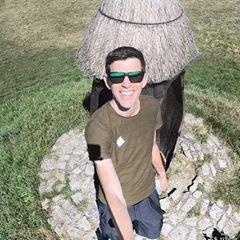 Profile Picture of Robin Snook (@robinsnook22) on Tiktok