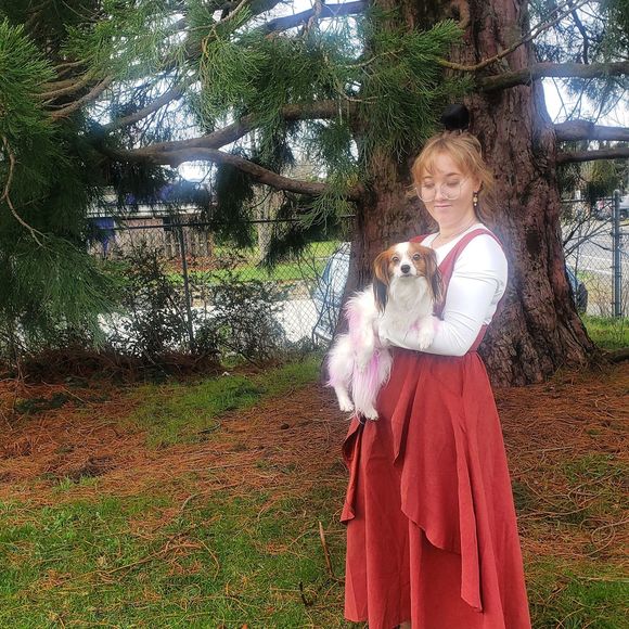 Profile Picture of Michaela-katie Gilhooley (@mgilhooley) on Poshmark