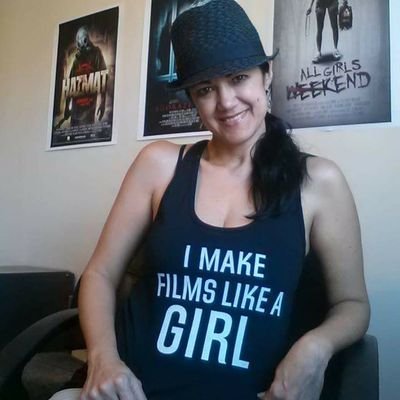 Profile Picture of Lou Simon (@MsLouSimon) on Twitter